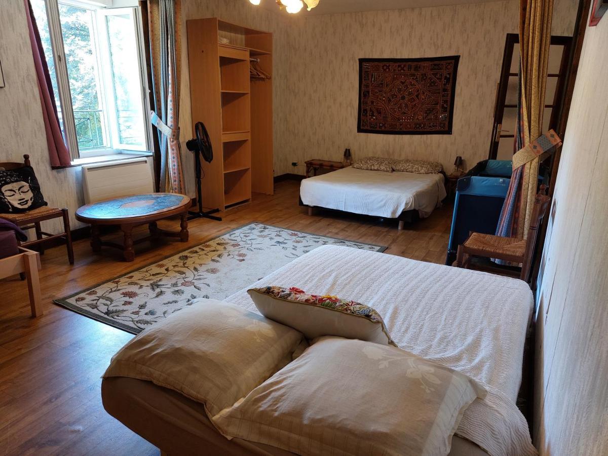 Treignac Chambre Familiale מראה חיצוני תמונה