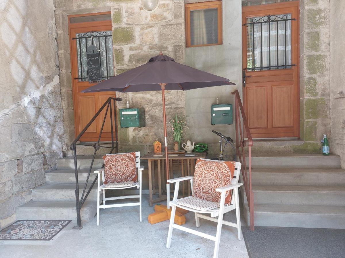 Treignac Chambre Familiale מראה חיצוני תמונה
